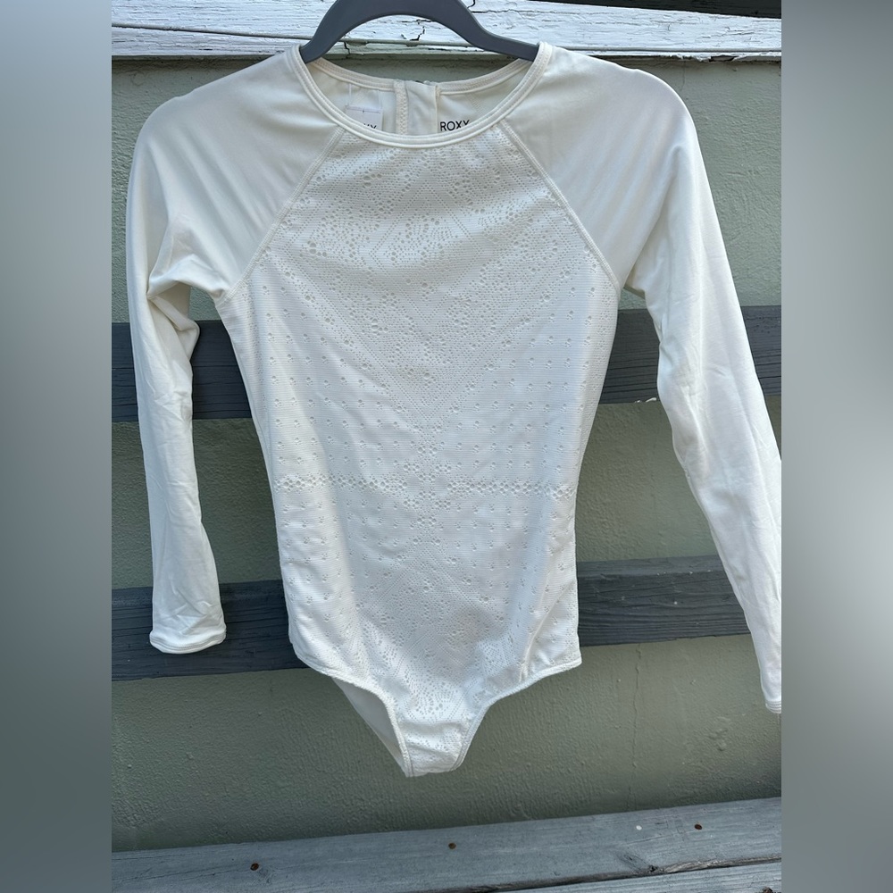 Roxy One Piece Rashguard - Picture 2 of 3